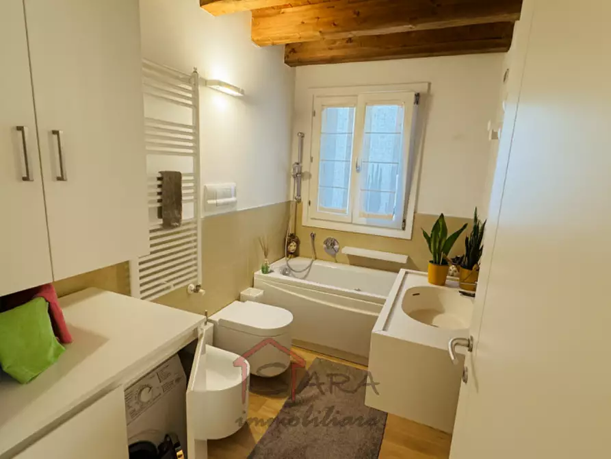 Immagine 13 di Appartamento in vendita  in via euganea 50 a Padova