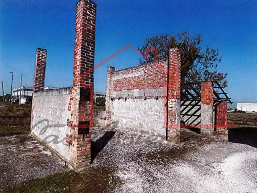 Immagine 41 di Casa indipendente in vendita  in Via Ortigara a San Martino Di Lupari