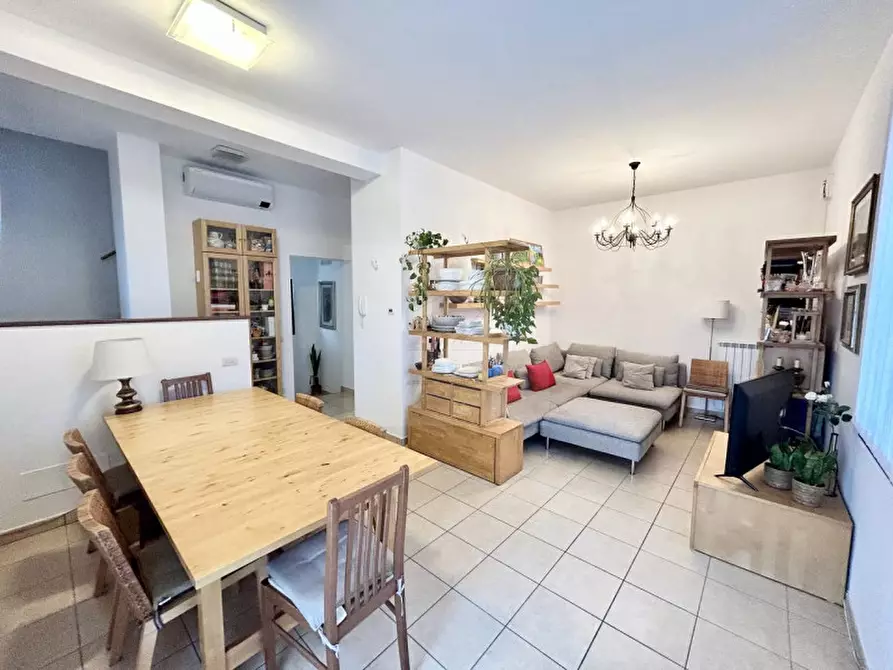 Immagine 1 di Casa bifamiliare in vendita  in Via Francesco Corradini a Padova