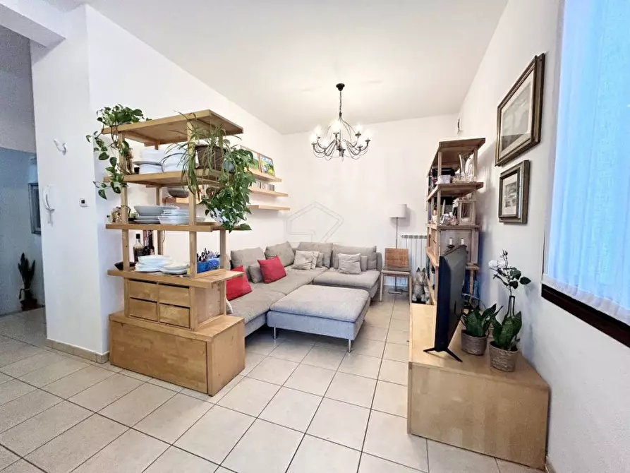 Immagine 3 di Casa bifamiliare in vendita  in Via Francesco Corradini a Padova