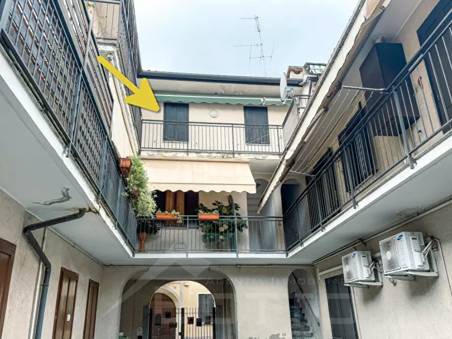 Immagine 19 di Appartamento in vendita  in Via B. Maioni, 32 a Borgomanero