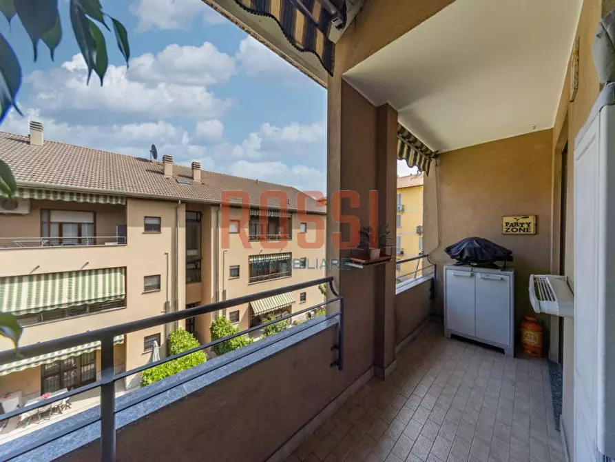 Immagine 7 di Appartamento in vendita  in VIA RIVA a Monza