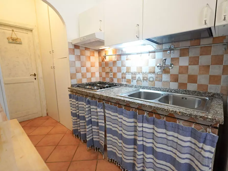 Immagine 9 di Appartamento in vendita  in Via Cala Chiesa a La Maddalena