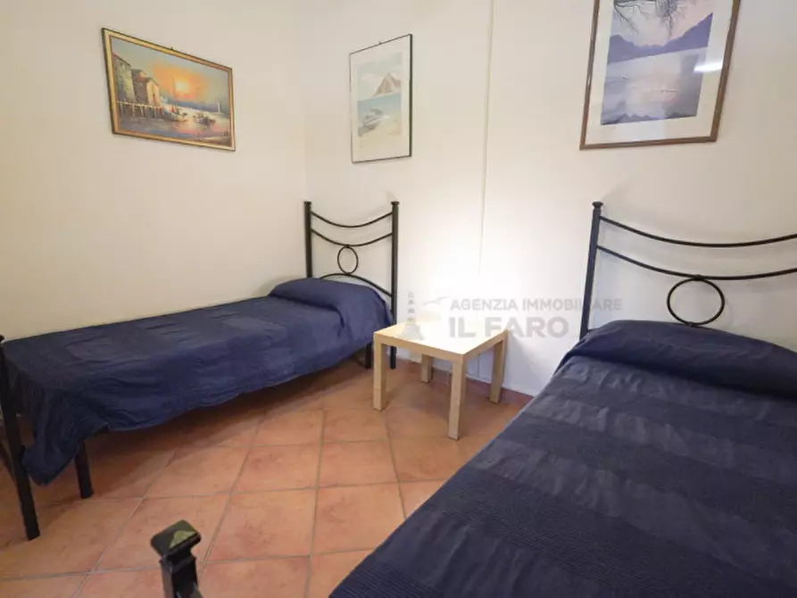 Immagine 11 di Appartamento in vendita  in Via Cala Chiesa a La Maddalena