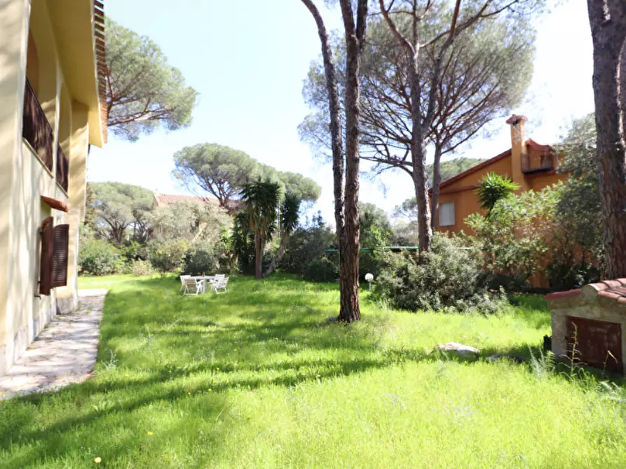 Immagine 18 di Casa indipendente in vendita  in Strada Saturno 5 a Pula