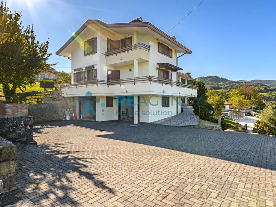 Immagine 4 di Casa indipendente in vendita  in Via Lovara a Trissino