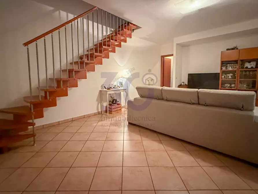 Immagine 1 di Appartamento in vendita  in Pescaiola a Arezzo