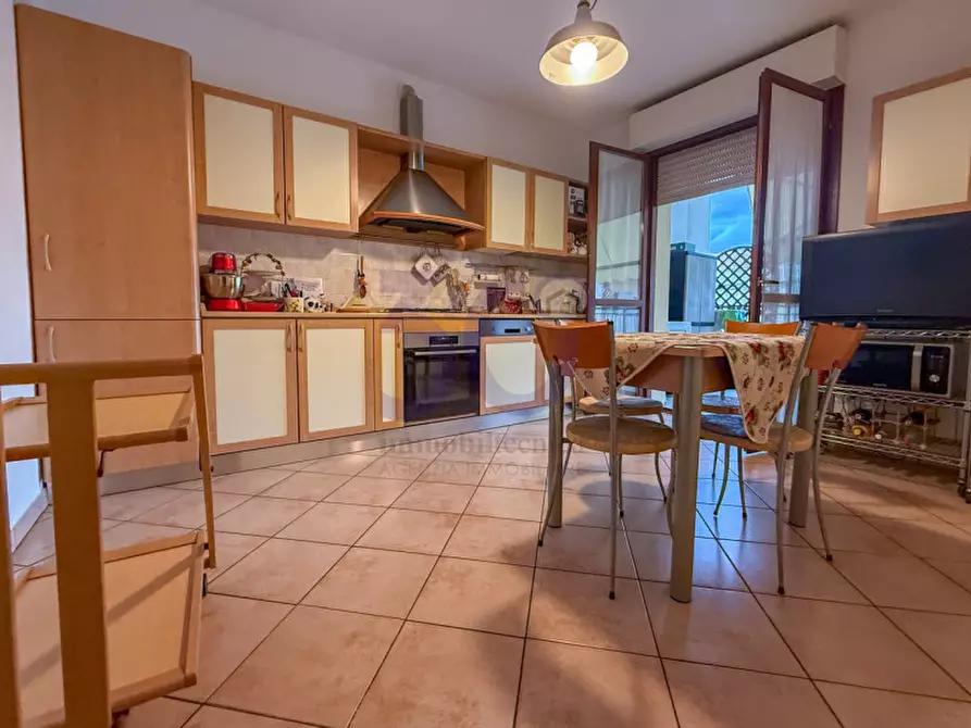 Immagine 2 di Appartamento in vendita  in Pescaiola a Arezzo