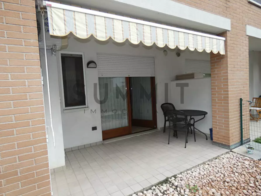 Immagine 2 di Appartamento in vendita  in Via Tuzzi a Schio