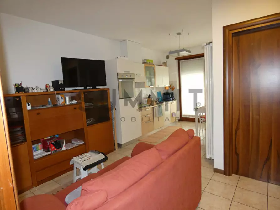 Immagine 4 di Appartamento in vendita  in Via Tuzzi a Schio