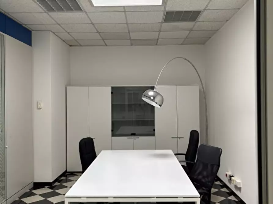 Immagine 9 di Ufficio in affitto  in VIA DELLA CROCE ROSSA a Padova