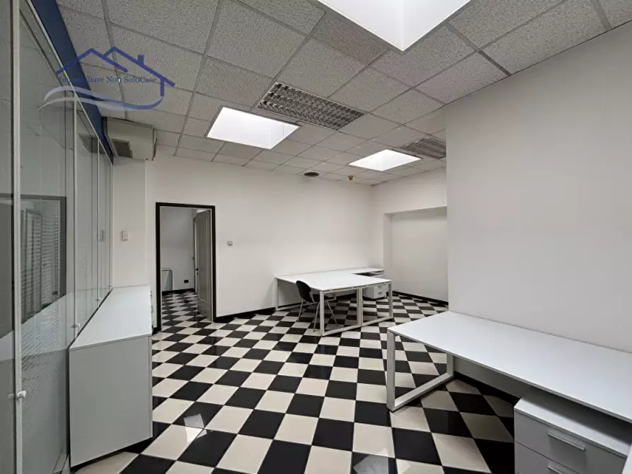 Immagine 15 di Ufficio in affitto  in VIA DELLA CROCE ROSSA a Padova