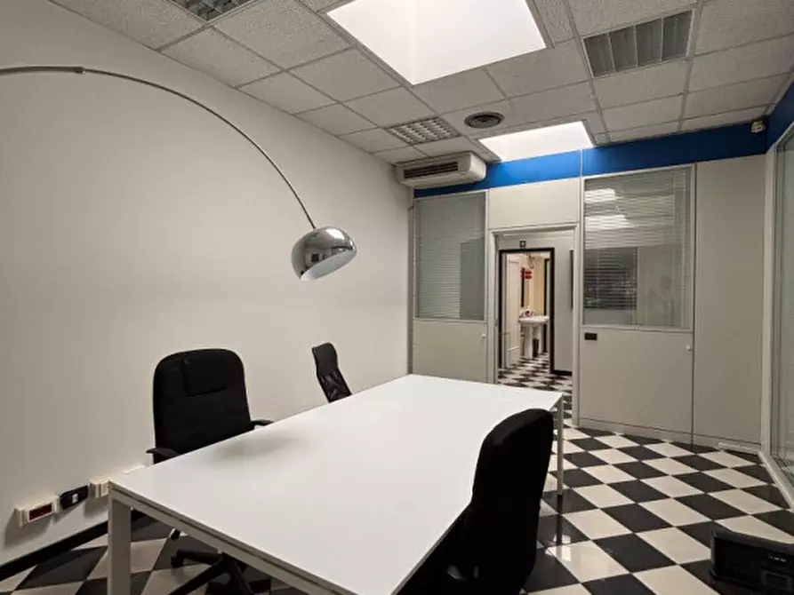 Immagine 18 di Ufficio in affitto  in VIA DELLA CROCE ROSSA a Padova