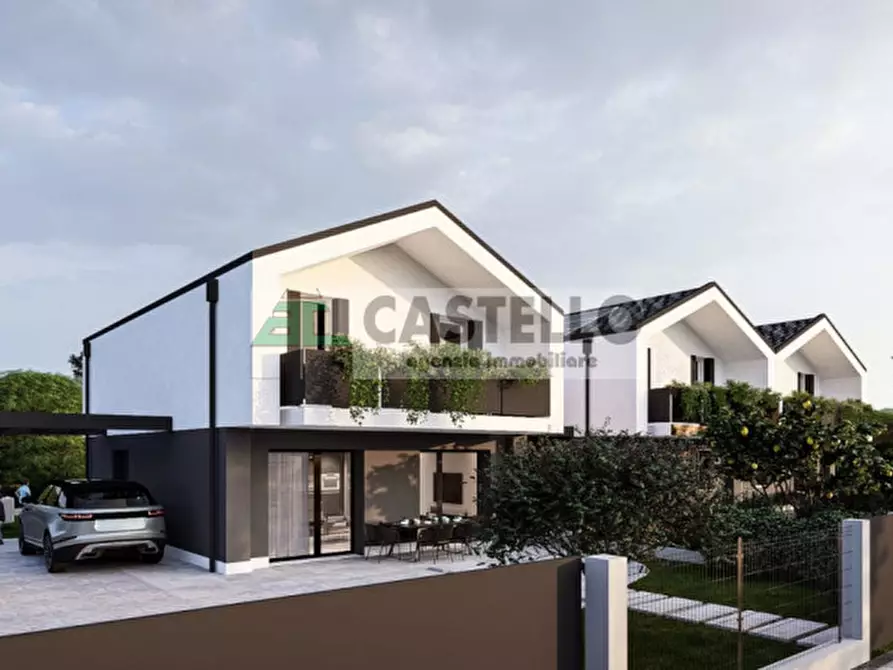 Immagine 1 di Casa trifamiliare in vendita  in via chiesa 2 a Villanova Di Camposampiero