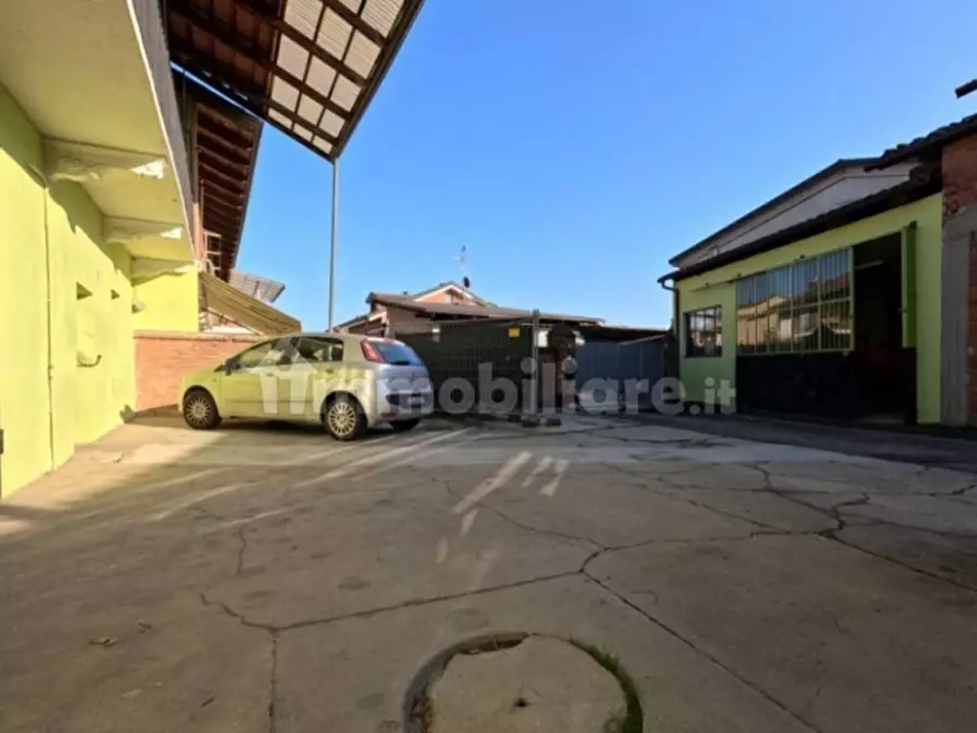 Immagine 2 di Casa indipendente in vendita  in Strada Statale 11 Padana Superiore,12 a Verolengo