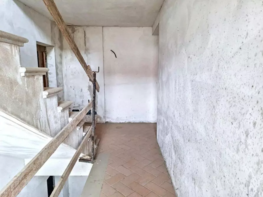 Immagine 10 di Palazzo in vendita  in Via Mazzini, 56022 Castelfranco di Sotto PI, Italia a Castelfranco Di Sotto