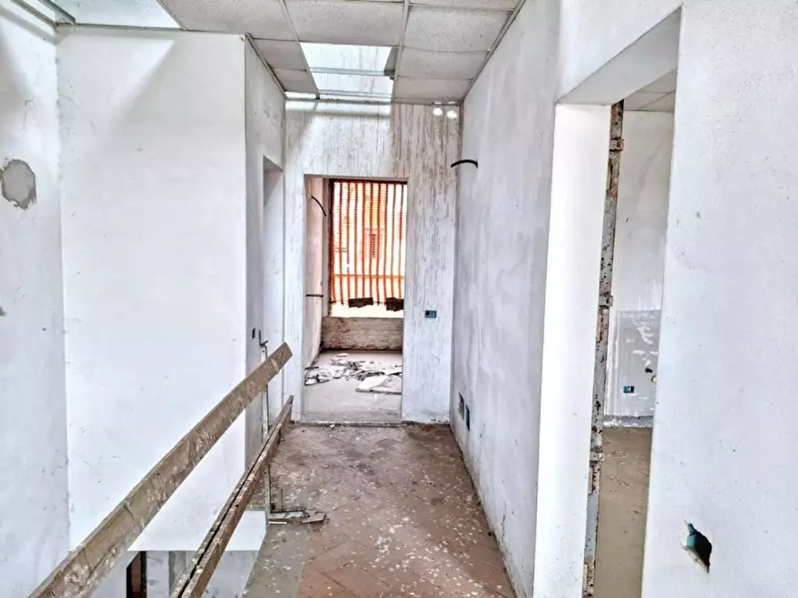 Immagine 15 di Palazzo in vendita  in Via Mazzini, 56022 Castelfranco di Sotto PI, Italia a Castelfranco Di Sotto