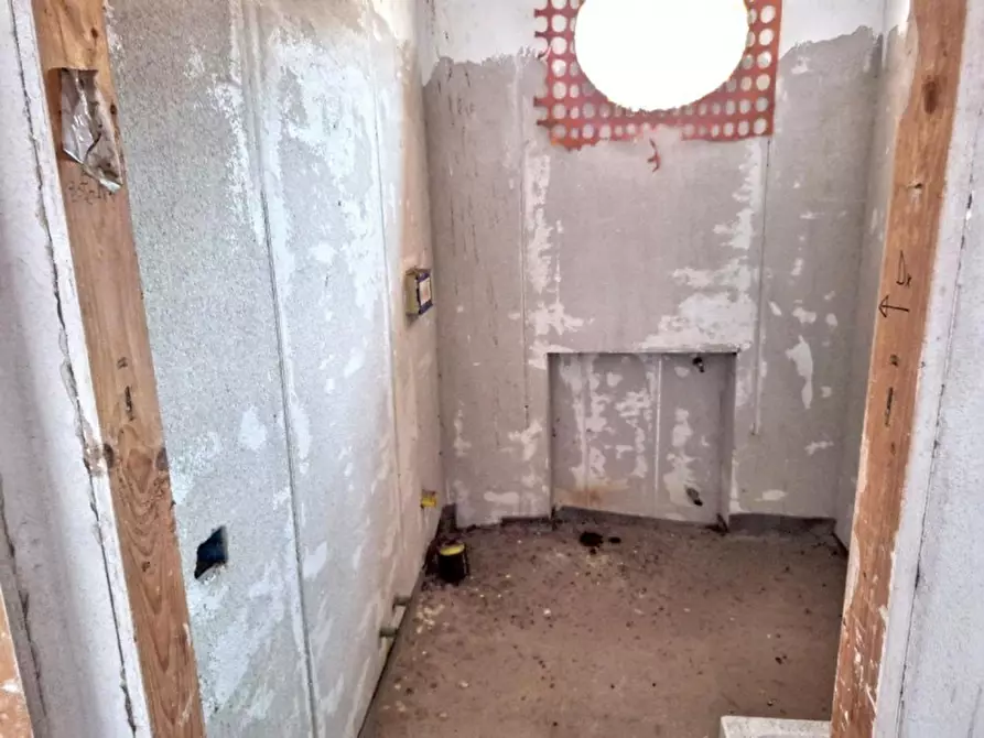 Immagine 17 di Palazzo in vendita  in Via Mazzini, 56022 Castelfranco di Sotto PI, Italia a Castelfranco Di Sotto