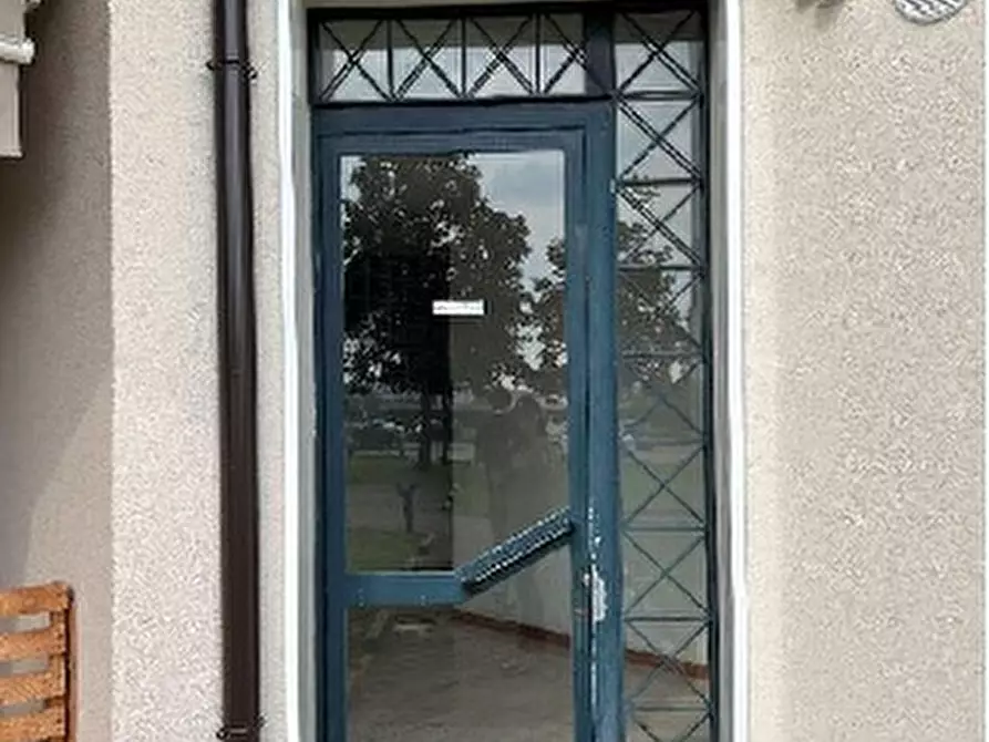 Immagine 5 di Appartamento in vendita  in VIA MOLINARA 5 a Bussolengo