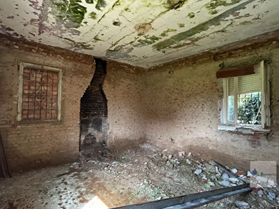 Immagine 3 di Rustico / casale in vendita  in Via Mozart a Vanzaghello