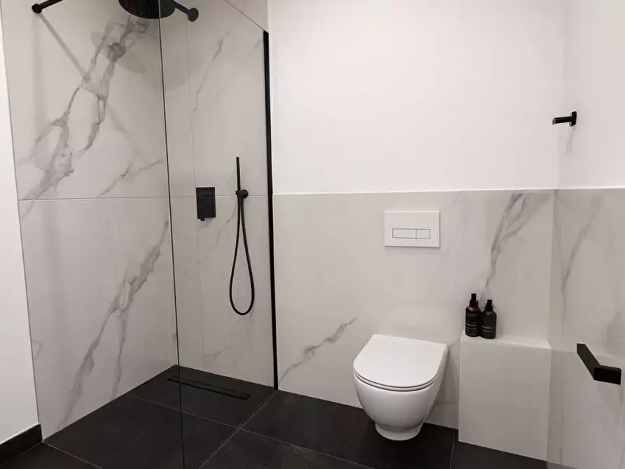 Immagine 2 di Camera in affitto  in Via Venticinque Aprile a Legnaro