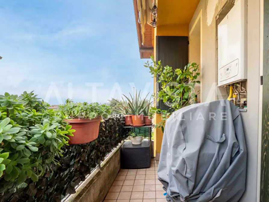 Immagine 14 di Appartamento in vendita  in via Pirandello a Montichiari