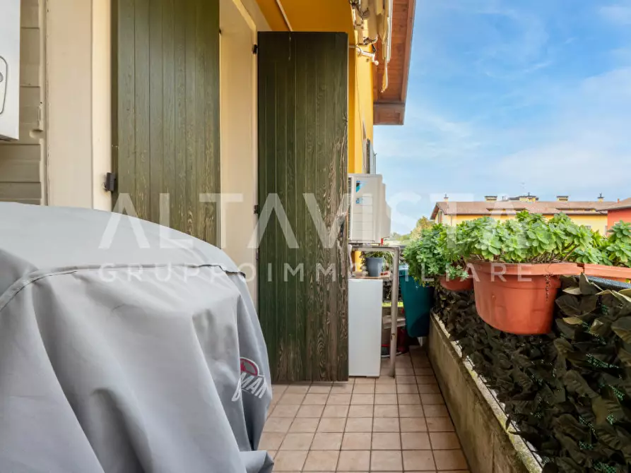 Immagine 15 di Appartamento in vendita  in via Pirandello a Montichiari