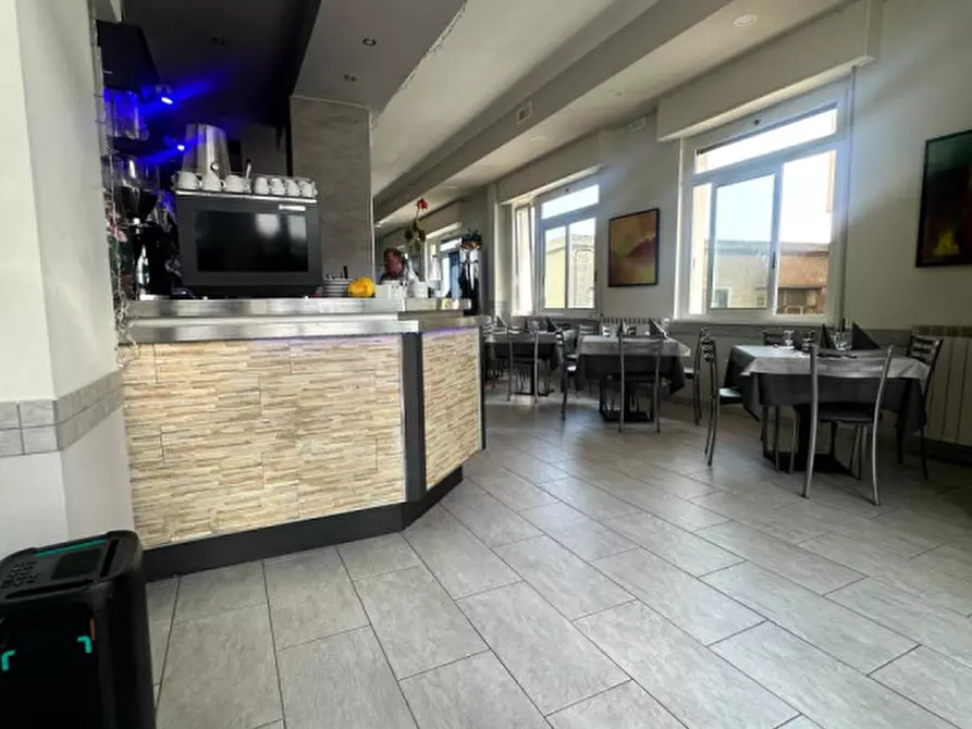 Immagine 12 di Attività commerciale in vendita  in via aurelia a Vado Ligure