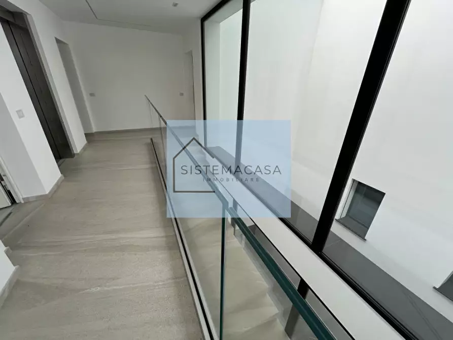 Immagine 12 di Appartamento in vendita  in Viale Alfredo Oriani a Cervia