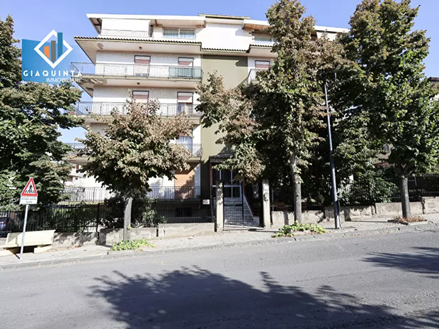 Immagine 16 di Appartamento in vendita  in Viale della Libertà n. 15 a Ramacca