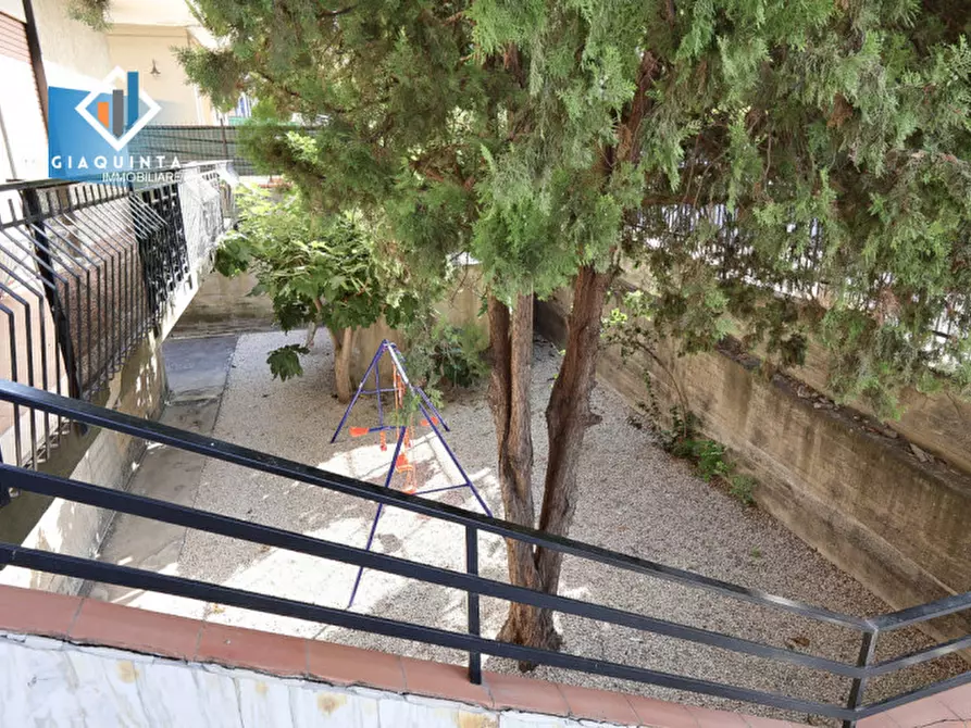 Immagine 22 di Appartamento in vendita  in Viale della Libertà n. 15 a Ramacca