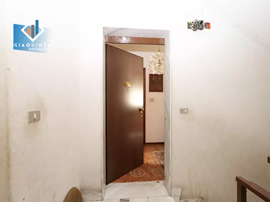 Immagine 24 di Appartamento in vendita  in Viale della Libertà n. 15 a Ramacca