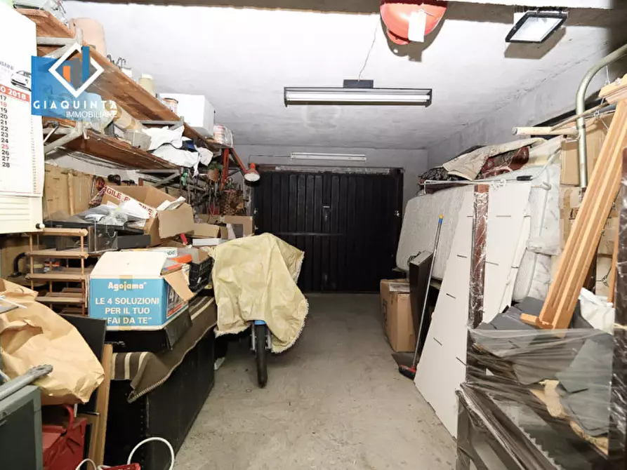 Immagine 25 di Appartamento in vendita  in Viale della Libertà n. 15 a Ramacca