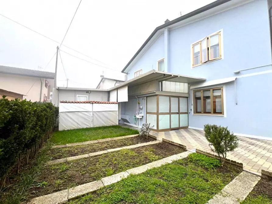 Immagine 1 di Casa indipendente in vendita  in via Garibaldi a Campodarsego