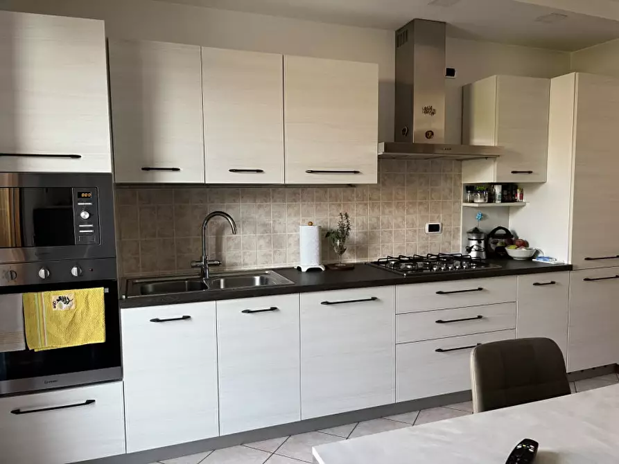 Immagine 5 di Appartamento in vendita  in Via Robert Kennedy a Sona