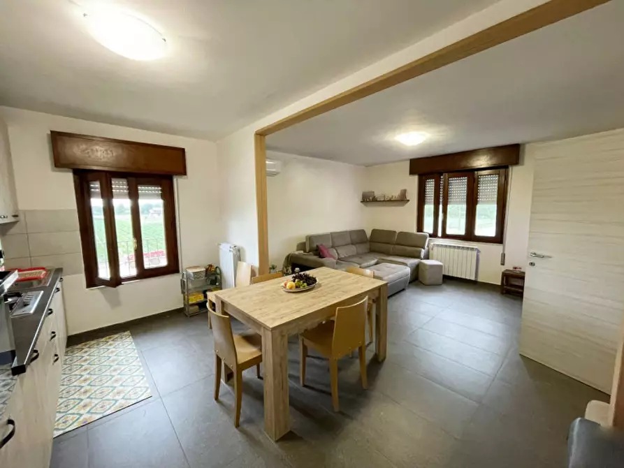 Immagine 3 di Appartamento in vendita  in via sant'antonio a Montichiari