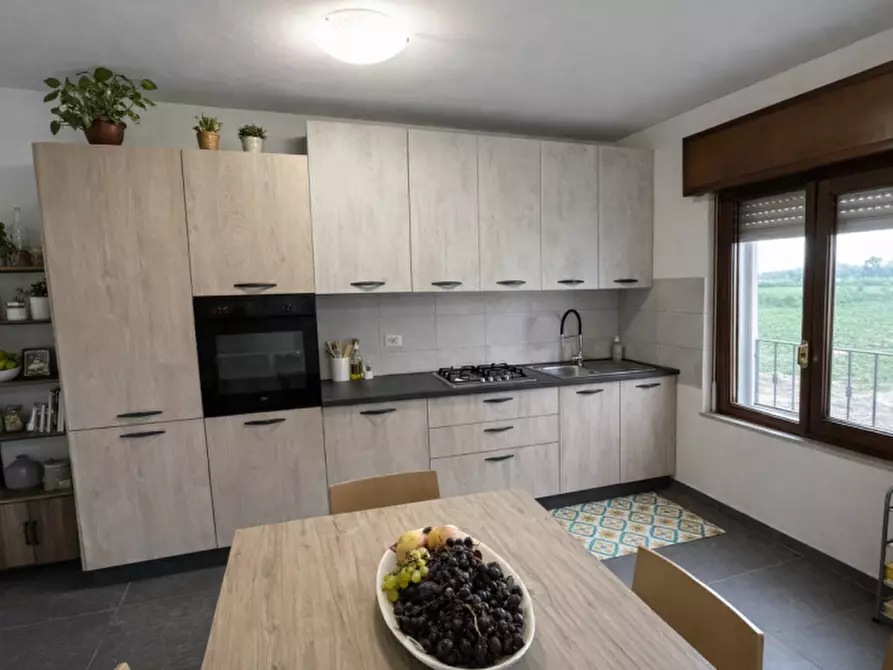 Immagine 5 di Appartamento in vendita  in via sant'antonio a Montichiari