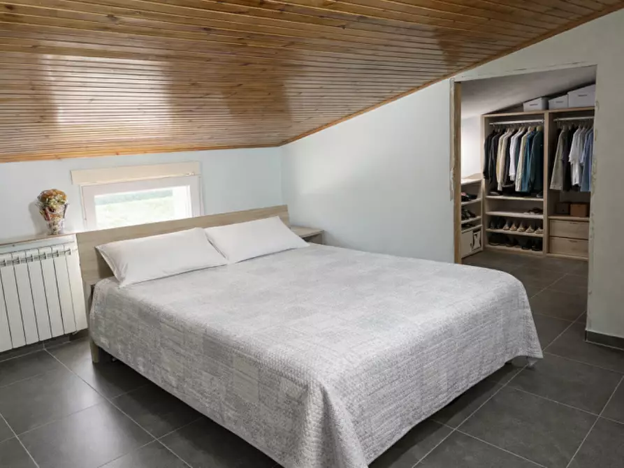 Immagine 10 di Appartamento in vendita  in via sant'antonio a Montichiari