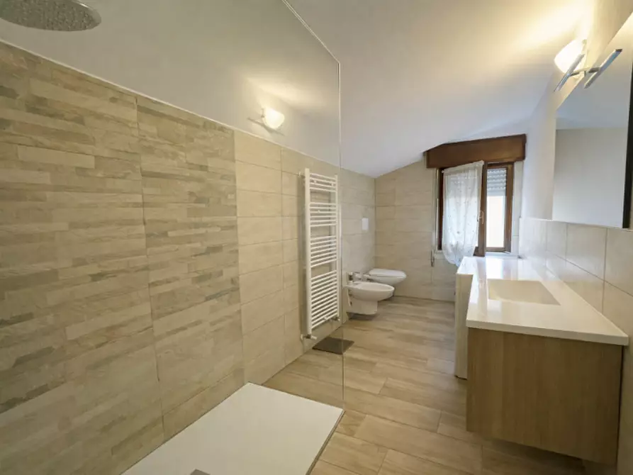 Immagine 12 di Appartamento in vendita  in via sant'antonio a Montichiari