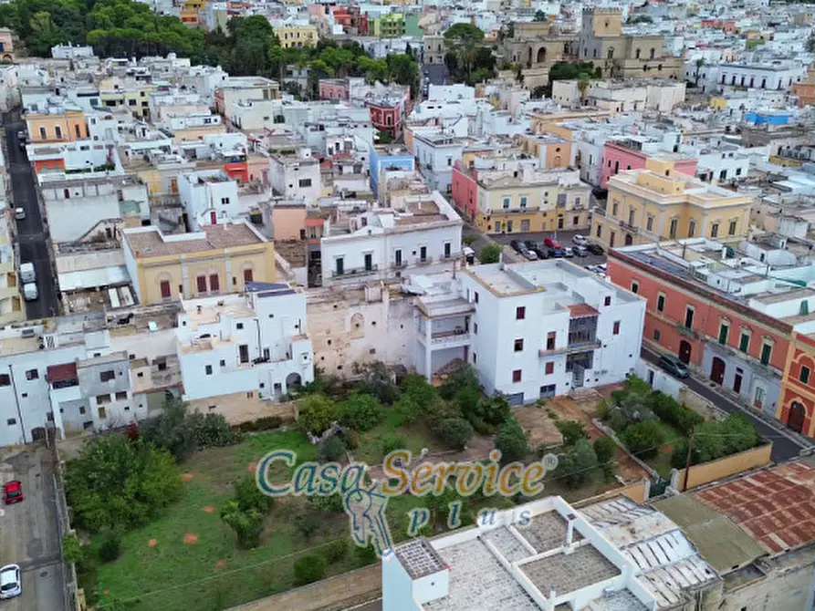 Immagine 2 di Palazzo in vendita  in Via San Pasquale a Parabita