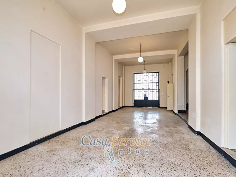 Immagine 5 di Palazzo in vendita  in Via San Pasquale a Parabita