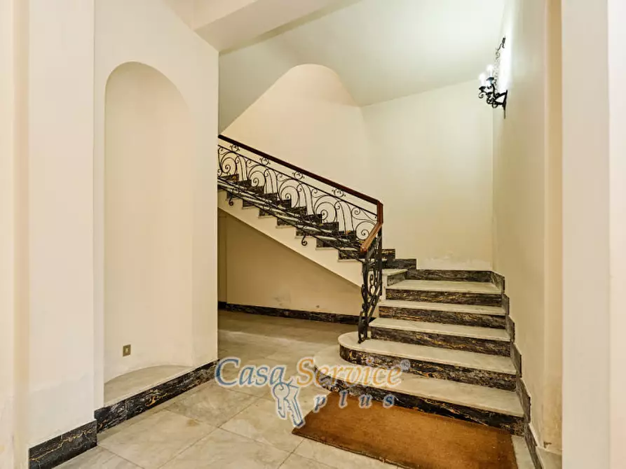 Immagine 7 di Palazzo in vendita  in Via San Pasquale a Parabita