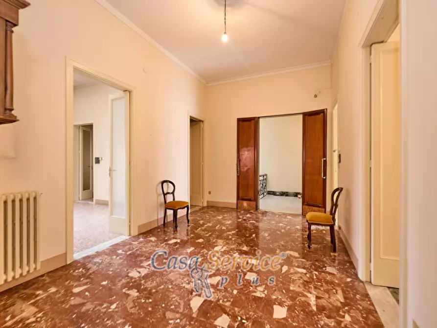 Immagine 14 di Palazzo in vendita  in Via San Pasquale a Parabita