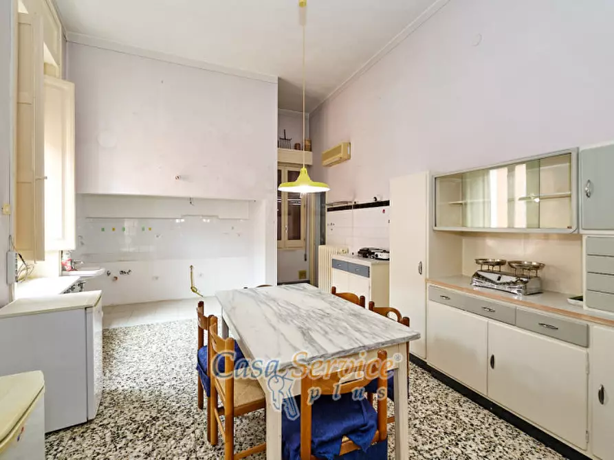 Immagine 17 di Palazzo in vendita  in Via San Pasquale a Parabita