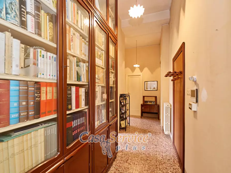 Immagine 26 di Palazzo in vendita  in Via San Pasquale a Parabita