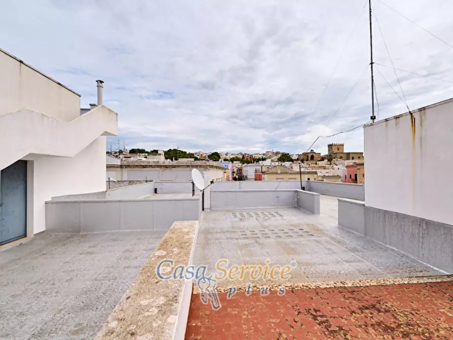 Immagine 27 di Palazzo in vendita  in Via San Pasquale a Parabita