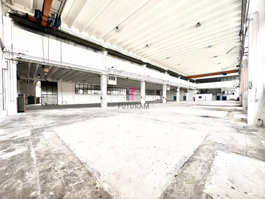 Immagine 5 di Capannone industriale in affitto  in via Asolo a Dueville