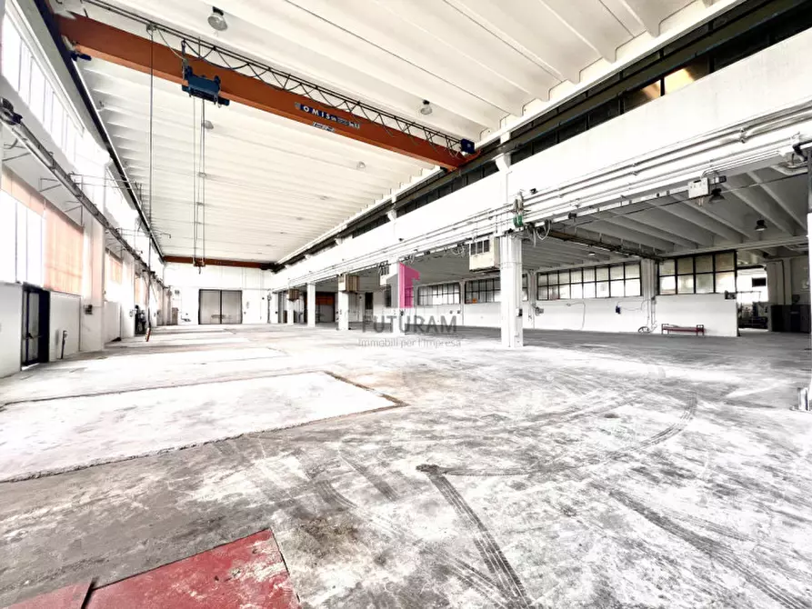 Immagine 6 di Capannone industriale in affitto  in via Asolo a Dueville