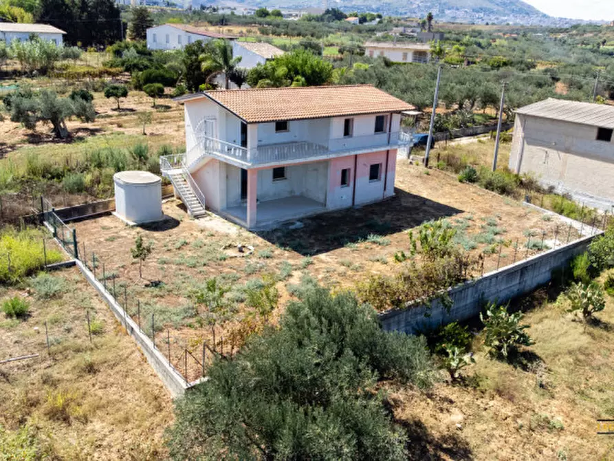 Immagine 1 di Casa indipendente in vendita  in contrada bosco falconeria a Partinico