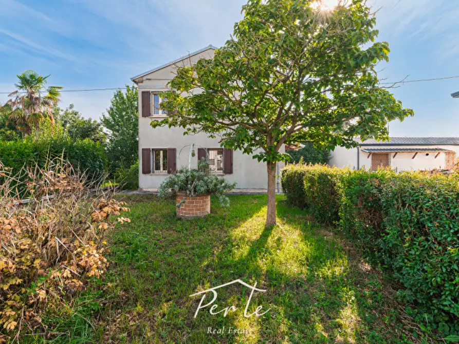 Immagine 1 di Casa indipendente in vendita  in via vittorio veneto 100 a Schivenoglia